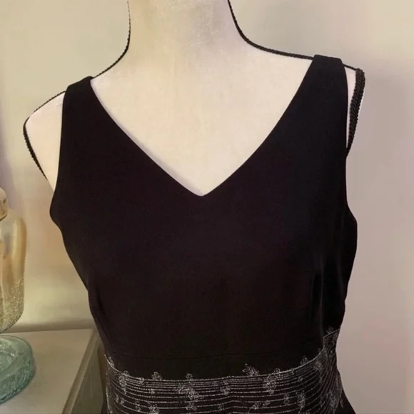 VINTAGE CASUAL CORNER BLACK EVENING DRESS SIZE 10 - Picture 7 of 15